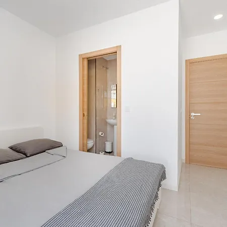 Hostal Few Steps From The In Cristianos Arona (Tenerife)