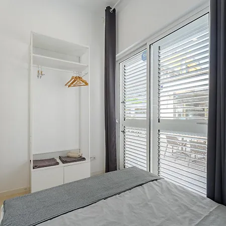 Hostal Few Steps From The In Cristianos Arona (Tenerife)