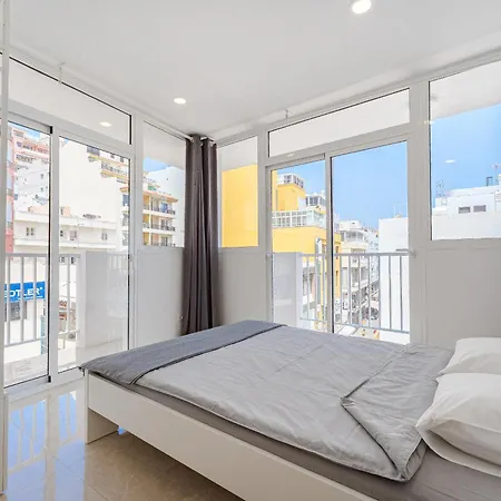 Hostel Few Steps From The In Cristianos Arona (Tenerife)